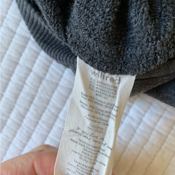 Wilfred sweatshirt, with pockets. - Picture 9 of 10